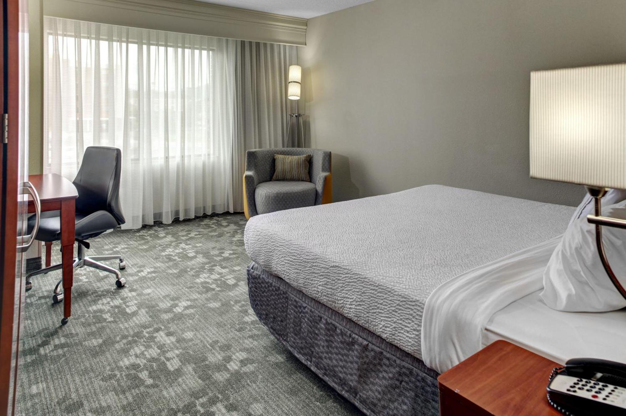 Hotel Courtyard By Marriott Anniston Oxford Zewnętrze zdjęcie