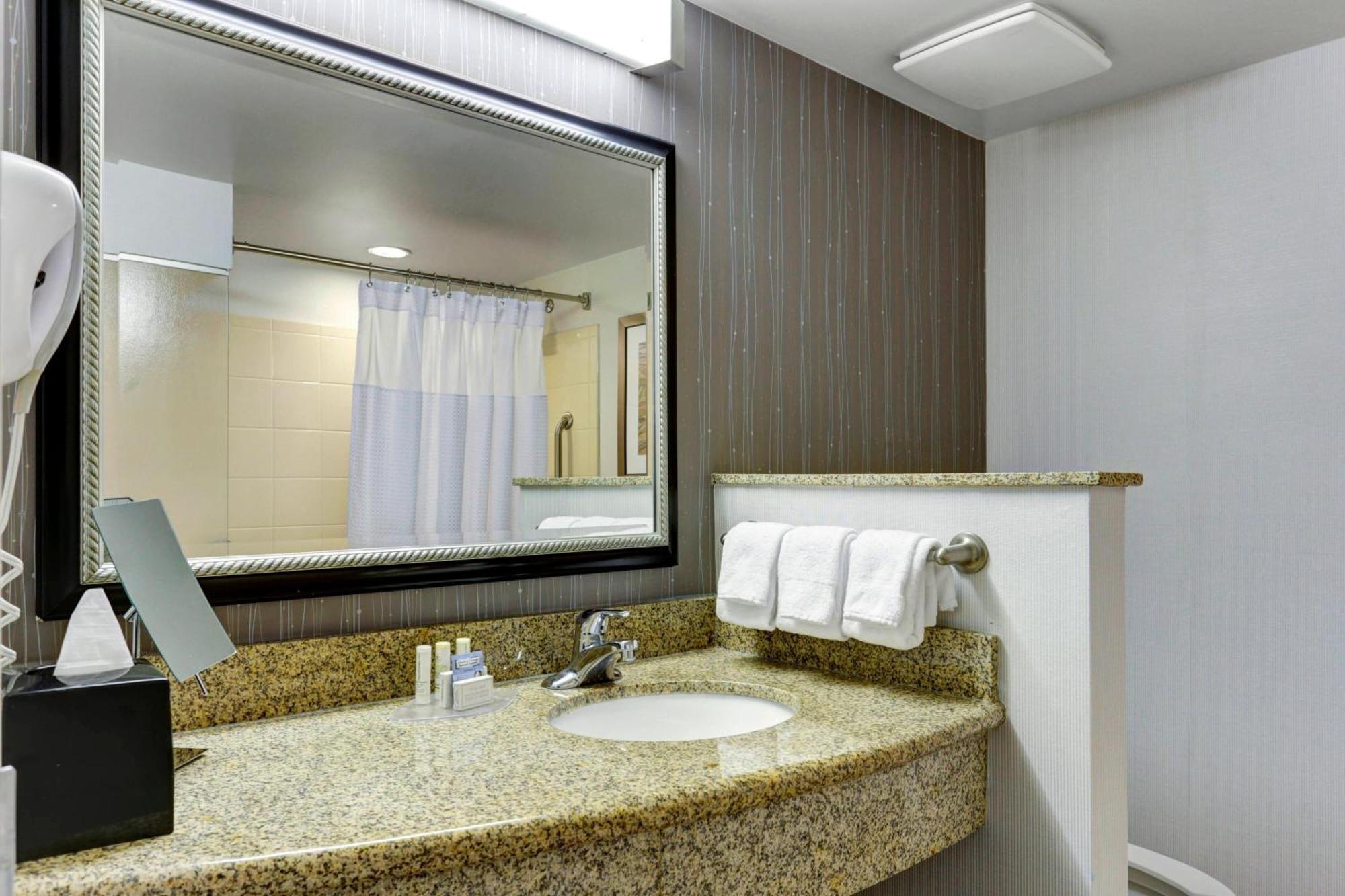 Hotel Courtyard By Marriott Anniston Oxford Zewnętrze zdjęcie