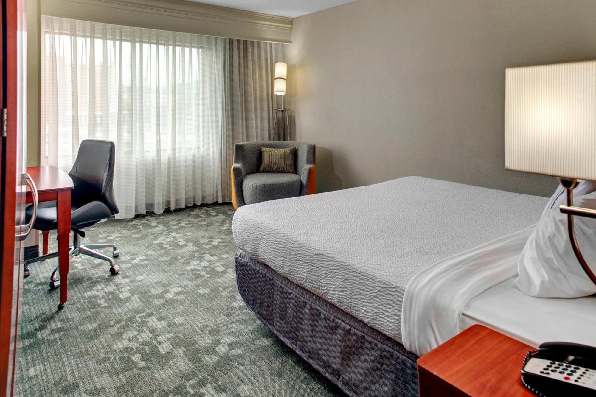 Hotel Courtyard By Marriott Anniston Oxford Zewnętrze zdjęcie